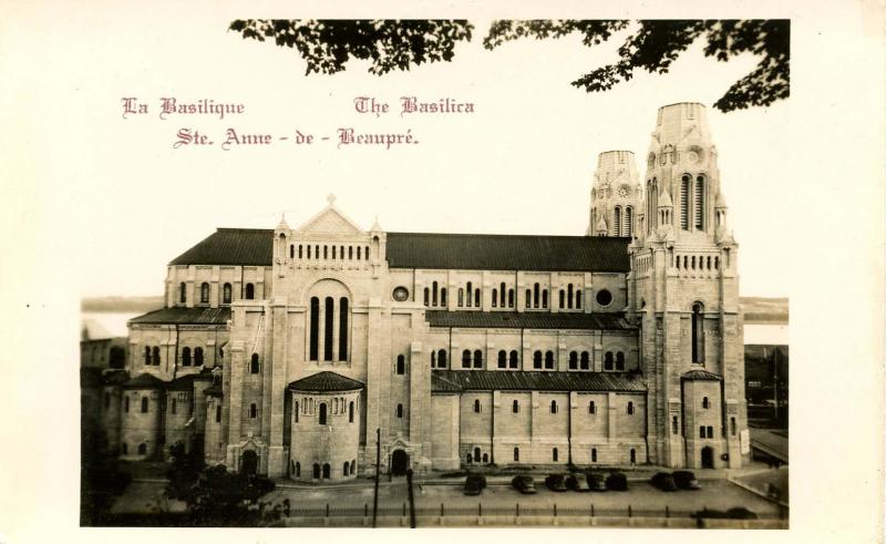 Canada - Quebec. Ste. Anne-de-Beaupre, Basilica.   *RPPC