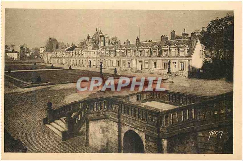 Postcard Old Palace of Fontainebleau La Douce France Wing of Ministers and Co...