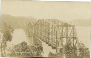 PC AUSTRALIA, N.S.W. KESBURY BRIDGE, Vintage REAL PHOTO Postcard (b31427)