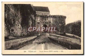 Postcard Old New Castle Vezelay door