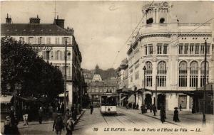 CPA Le HAVRE-Rue de PARIS et l'Hotel de Ville (347898)