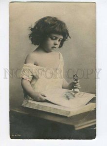 276595 NUDE Girl in Nighty READING Book vintage PHOTO PC