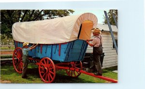 Postcard - Old Covered Wagon