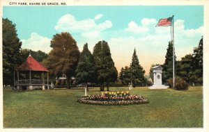City Park Havre De Grace MD Maryland Flag and Monument Vintage Postcard