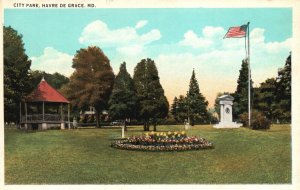 Vintage Postcard 1920's City Park Havre De Grace MD Maryland Flag and Monument