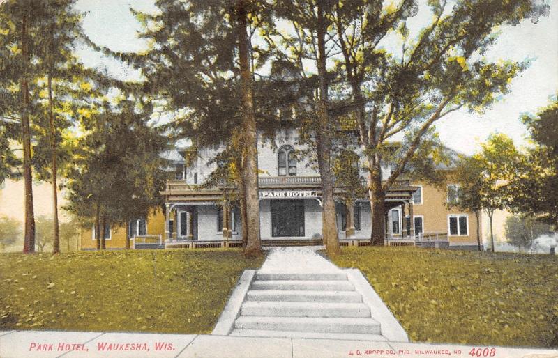 Waukesha Wisconsin~Steps Up to the Park Hotel~Wrap Around Porch~1910 Postcard 