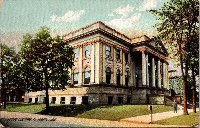 Postcard Public Library in Fort Wayne, Indiana
