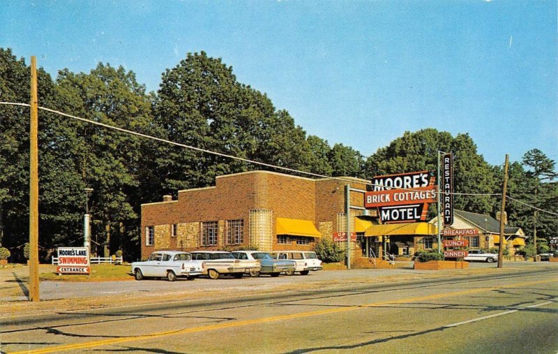 Chester, Virginia MOORE'S BRICK COTTAGES Roadside Motel c1960s Vintage Postcard