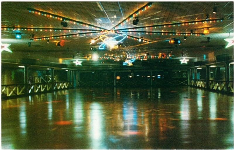 Agawam MA The Rollaway Roller Skating Rink 1970s-1980s Postcard