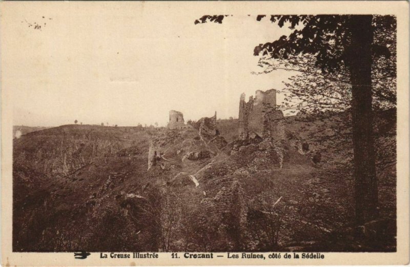 CPA CROZANT Les Ruines - Cote de la Sedelle (1143645)