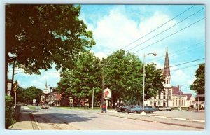 CAMBRIDGE, New York NY ~ EAST MAIN STREET Scene ca 1950s  Postcard