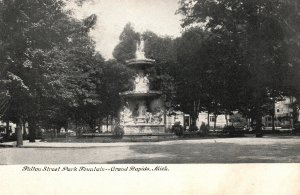 Vintage Postcard 1900's Fulton Street Park Fountain Grand Rapids Michigan MI