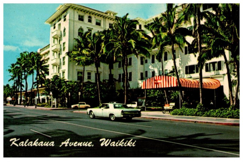 Hawaii  Waikiki  Kalakua Avenue