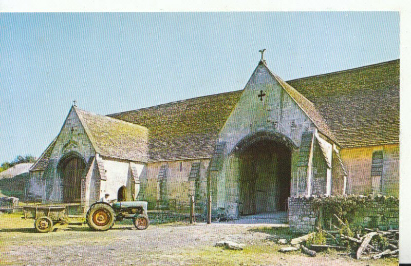 Wiltshire Postcard - The Tithe Barn - Bradford on Avon - Ref 8611A