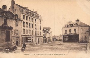 IS-sur-TILLE PLACE-COTE d'OR FRANCE~PLACE de la REPUBLIQUE~BARDET PHOTO POSTCARD