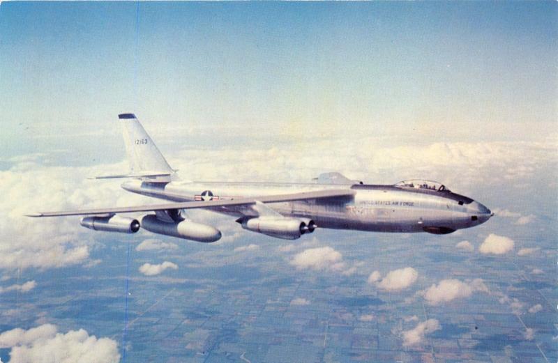 BOEING B-47 STRATOJET~WORLD'S FASTEST BOMBER~6 JET~A BOMB CARRIER POSTCARD