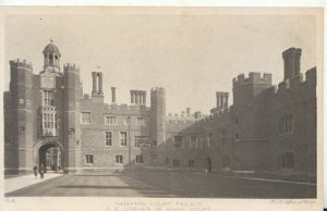 Middlesex Postcard - Hampton Court Palace - S.E. Corner of Base Court - TZ11783