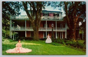Postcard Natchez Mississippi MS The Elms Mansion Lawn 1960s Chrome View