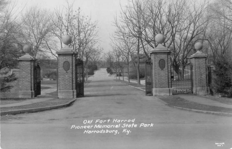 Harrodsburg Kentucky Old Fort Harrod Pioneer Mem State Park real photo pc Z11991