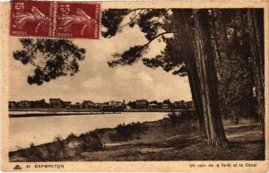 CPA Capbreton un coin de la foret et le Canal (1263701)