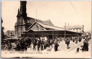 BREST - L'Eglise Saint-Louis et les Halles Crowd outside Building Postcard