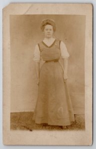 RPPC Edwardian Busty Woman Tiny Waist Serious Face Postcard G30