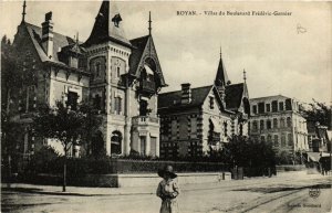 CPA ROYAN Villas du Boulevard Frédéric Garnier (667006)