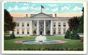 Postcard - White House - Washington, District of Columbia