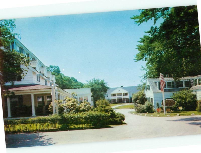 Vintage Postcard Mariner Motor Inn Hotel Mass