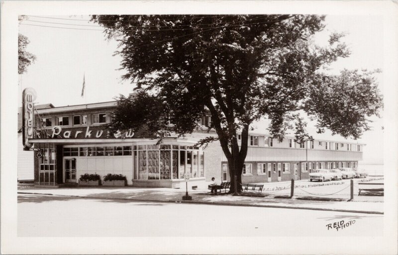 Moncton NB Parkview Motel Unused Reid Real Photo Postcard G73