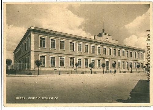 07870 VINTAGE POSTCARD - SHAPE: LIGHT - SCHOOL-