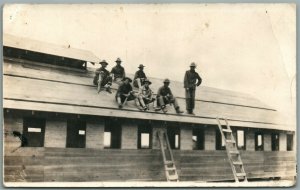 MEXICAN WAR AMERICAN SOLDIERS on BARRACK'S ROOF ANTIQUE REAL PHOTO POSTCARD RPPC