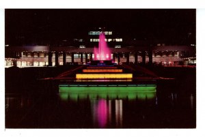 PA - Pittsburgh. Greater Pittsburgh Airport, Fountain at Night