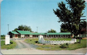 Vtg Plymouth Indiana IN Warana Motel 1950s Chrome View Postcard