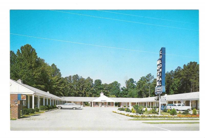 Williamsburg VA Route 60 Colonial Motel Vintage Postcard