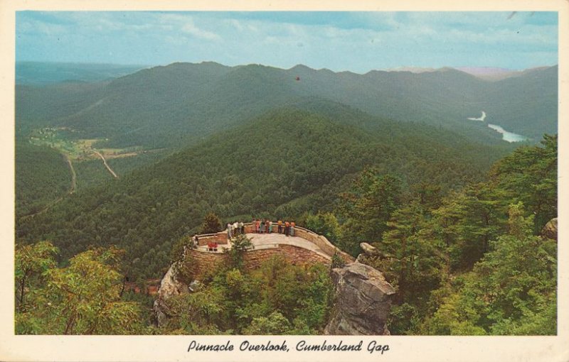 Pinnacle Overlook in Cumberland Gap Historical Park near Middlesboro KY Kentucky