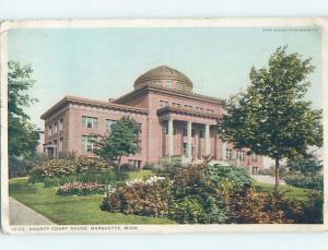 Divided-Back COURTHOUSE SCENE Marquette Michigan MI d3041