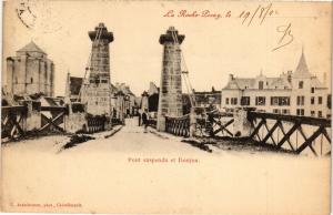 CPA LA ROCHE-POSAY Pont suspendu et Donjon (255791)