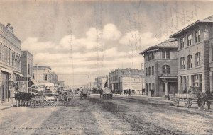 Twin Falls Idaho Main Street, B/W Lithograph Vintage Postcard U8559