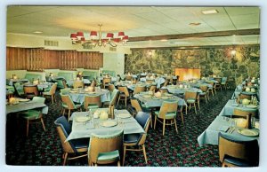 FLAGSTAFF, Arizona AZ ~ Route 66 ~ HOLIDAY INN Roadside Dining Room  Postcard
