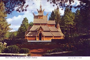 VINTAGE CONTINENTAL SIZE POSTCARD STAVE CHURCH RAPID CITY SOUTH DAKOTA