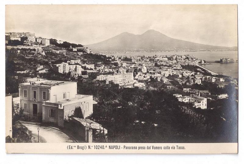 Italy Napoli Naples panorama dal Vomero via Tasso Brogi RPPC