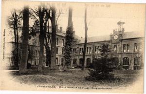 CPA CHARLEVILLE - École Normale de Filles (Cour Intérieure) (224287)