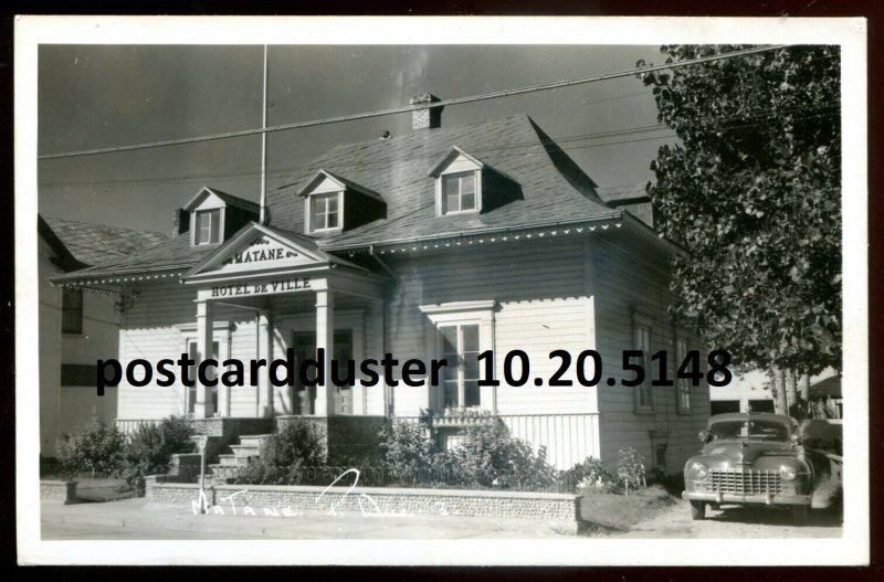 h3549 - MATANE Quebec 1950s Town Hall. Old Car. Real Photo Postcard