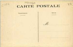 CPA GUINGAMP - La Place du Centre (994060)