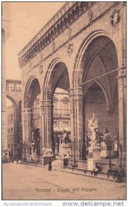 Italy Firenzi Loggia dell'Orgagna