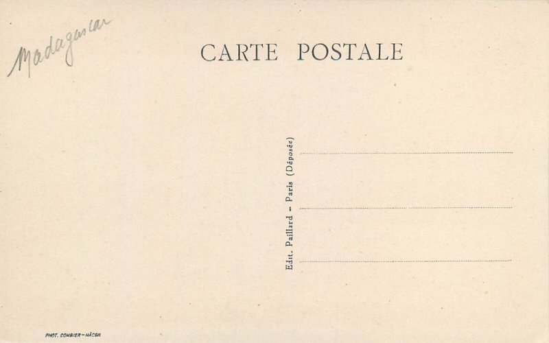 Madagascar community life Sakalaves types