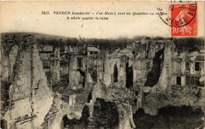 CPA VERDUN bombarde - Rue Mazel tout un Quartier en ruines (391536) 