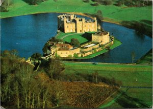 CONTINENTAL SIZE POSTCARD LEEDS CASTLE MAIDSTONE KENT AERIAL VIEW FROM SOUTH