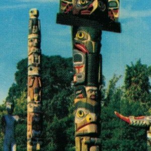 Canada Victoria British Columbia Indian Totem Poles Chrome Postcard 07.64